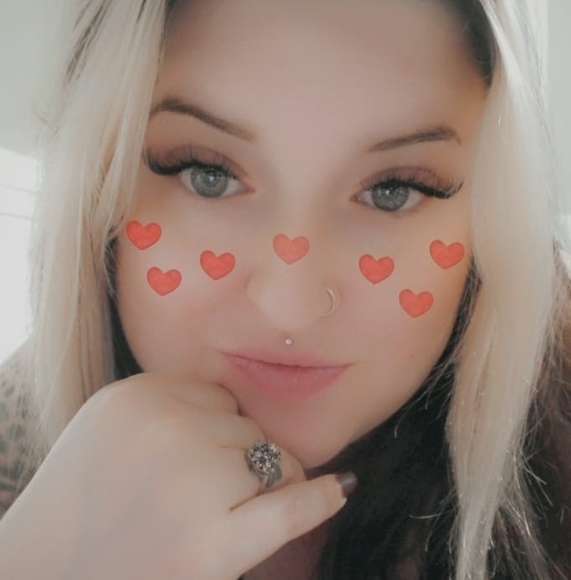 Meet your Posher, Roz - Picture 1 of 1